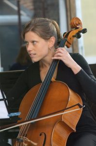 Laura Cello (2)